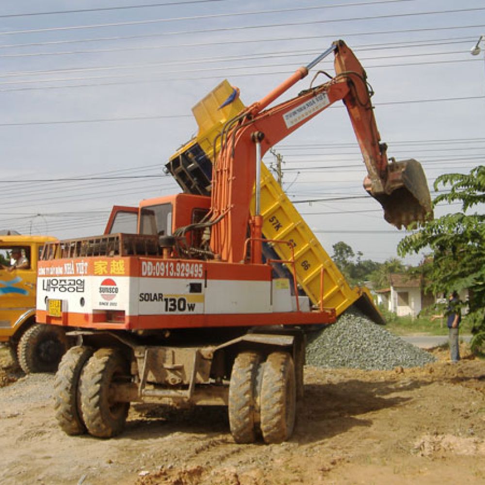 San lấp mặt bằng